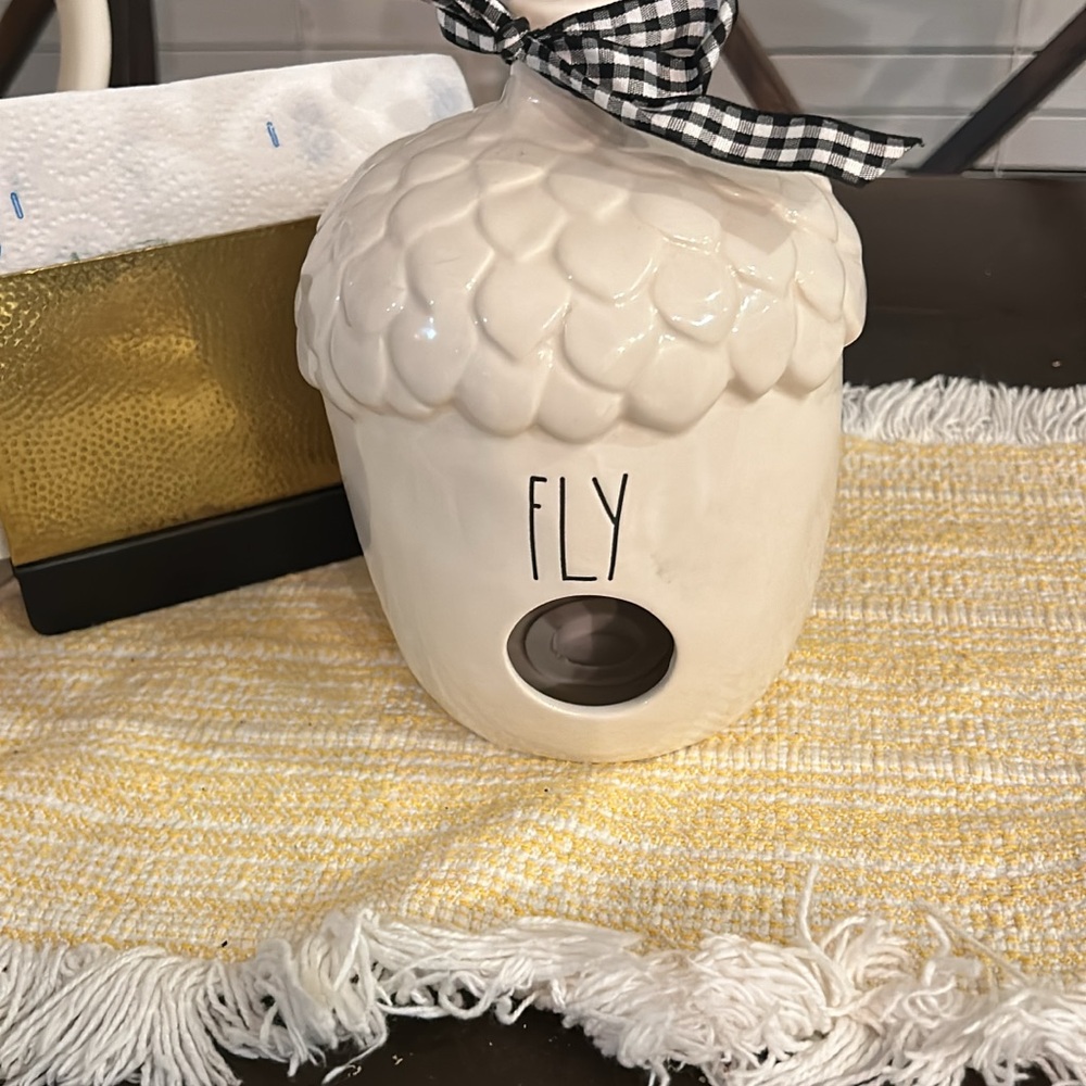 Rae Dunn White Acorn Birdhouse